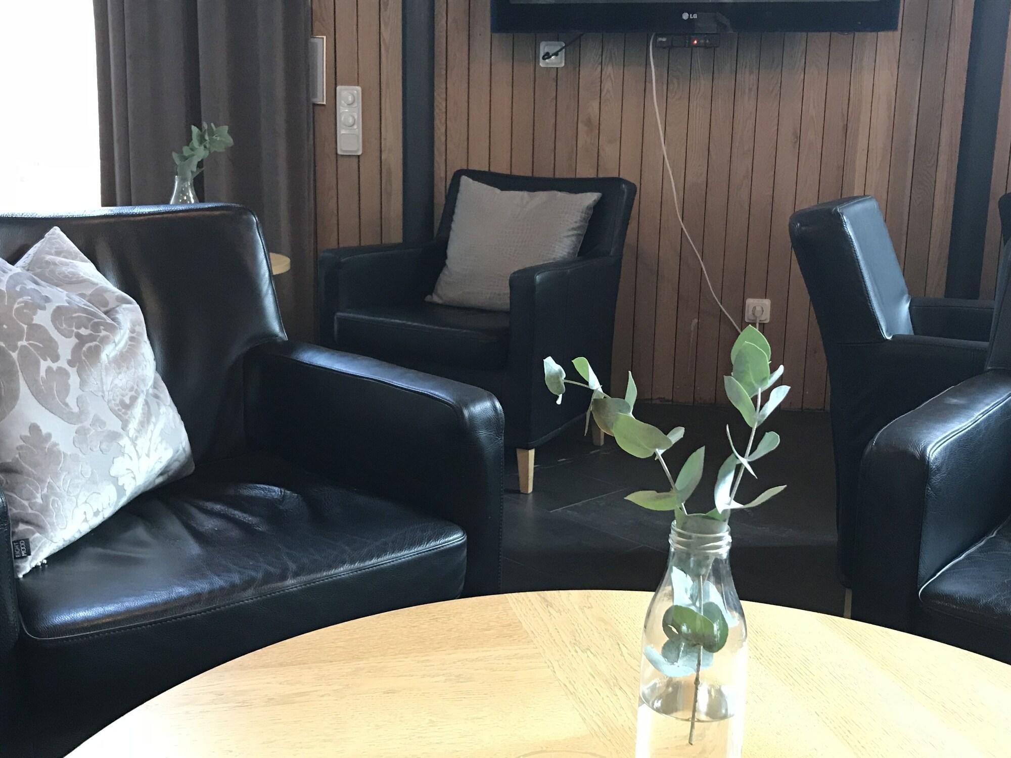 Best Western Valhall Park Hotell Ängelholm Exterior photo